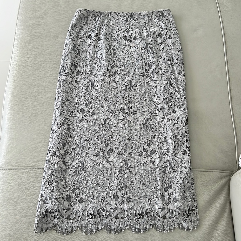 Dana Buchman Lace Skirt